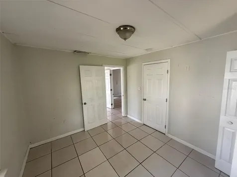 3612 N 52nd Street Tampa FL 33619