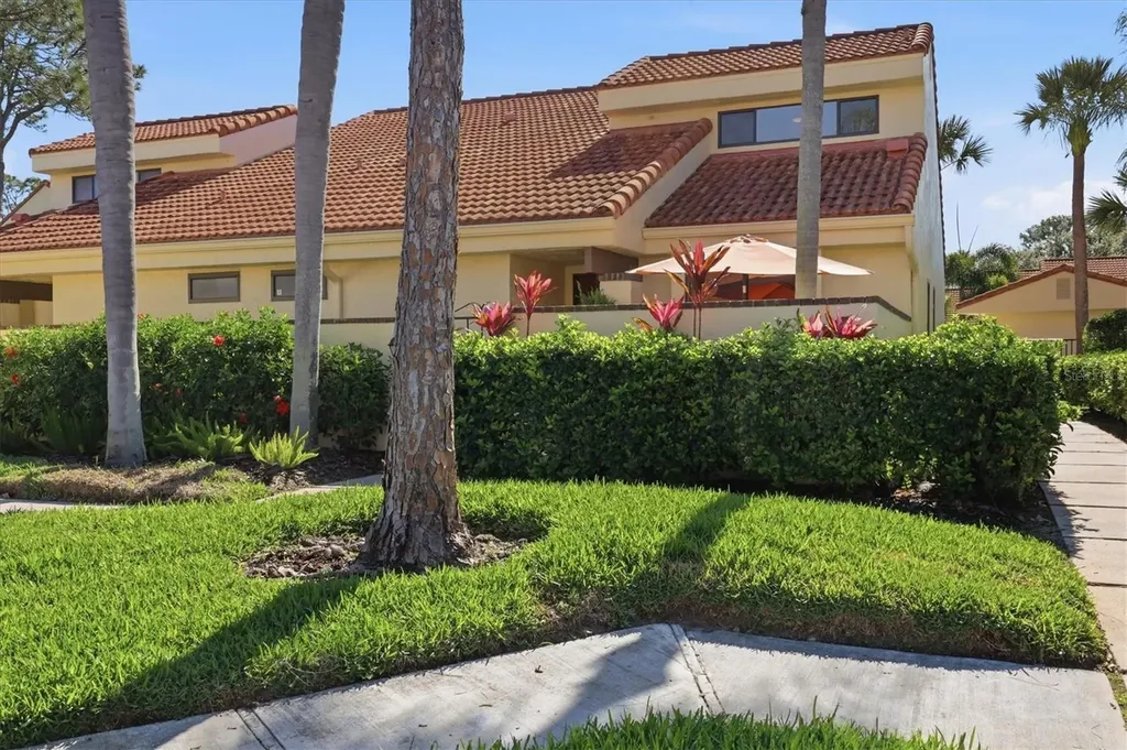 5312 Huntingwood Court Sarasota FL 34235