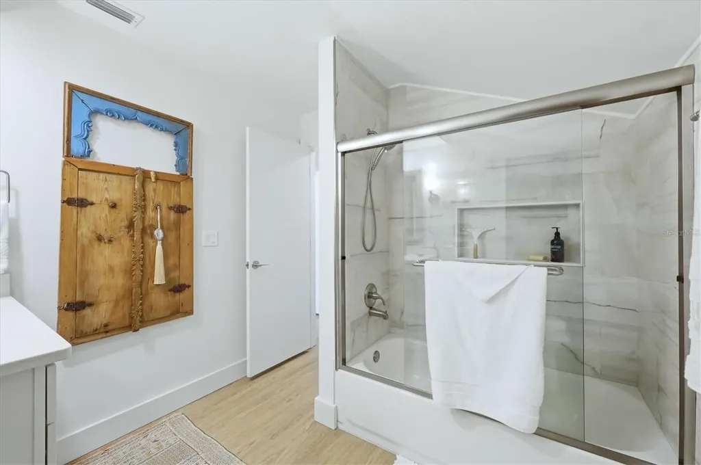 5312 Huntingwood Court Sarasota FL 34235