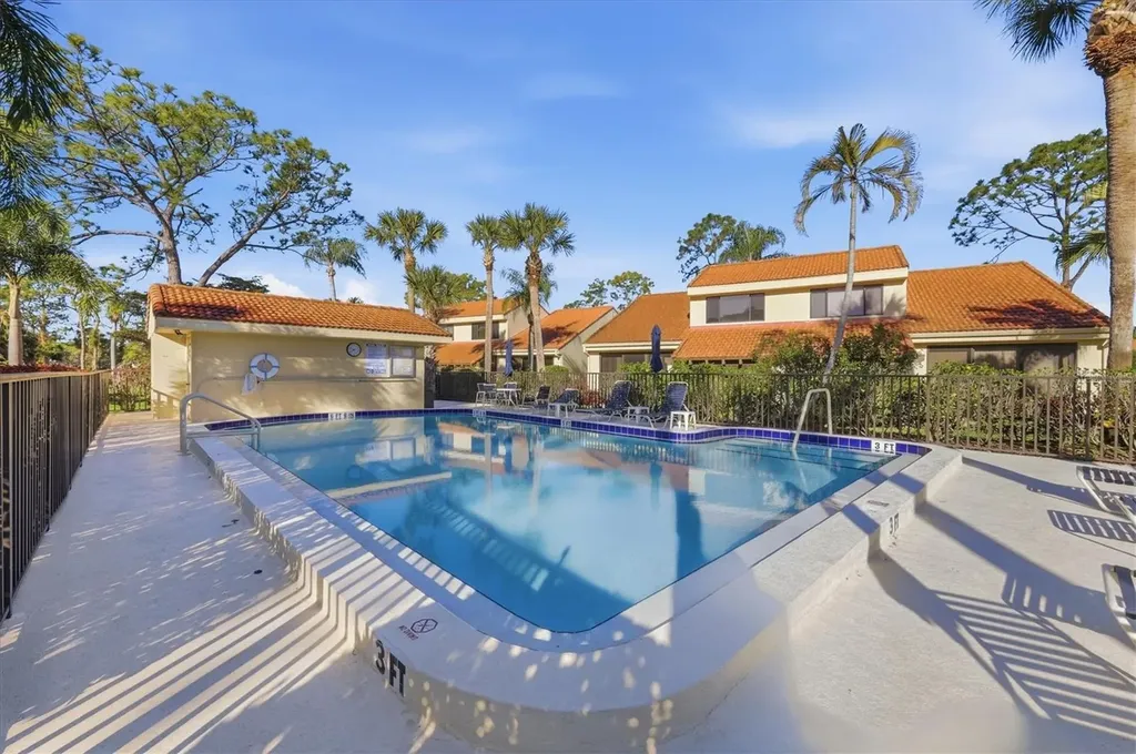 5312 Huntingwood Court Sarasota FL 34235