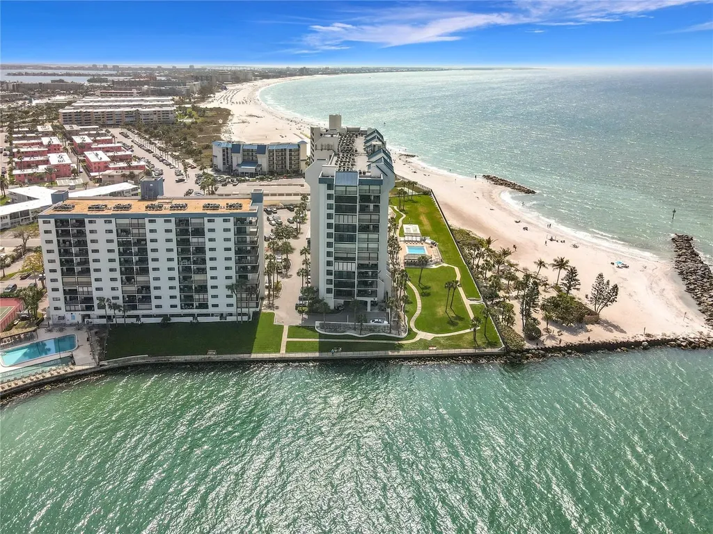 7100 Sunset Way St Pete Beach FL 33706
