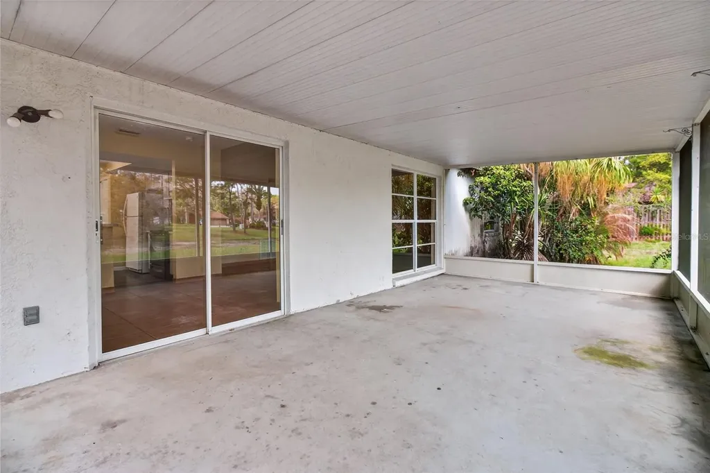 9761 Fox Chapel Road Tampa FL 33647