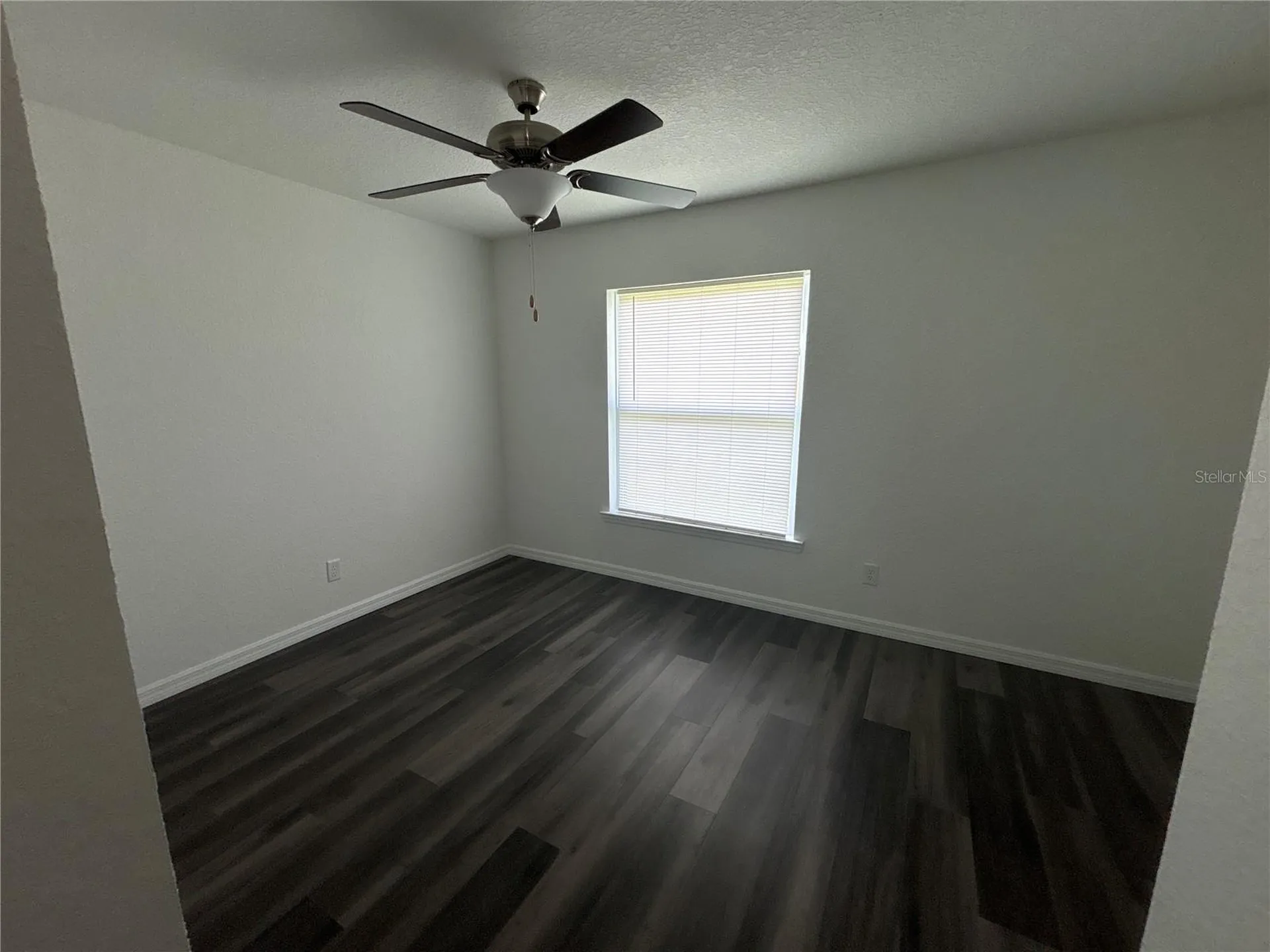 9 Malauka Loop Lane Ocklawaha FL 32179