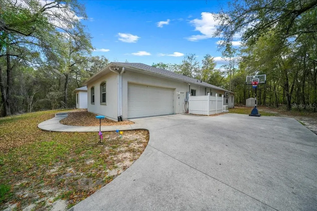 7550 SW 185th Circle Dunnellon FL 34432