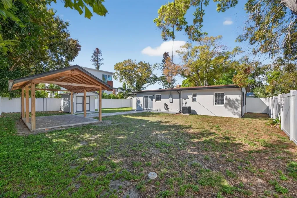 4420 Pompano Drive SE St Petersburg FL 33705
