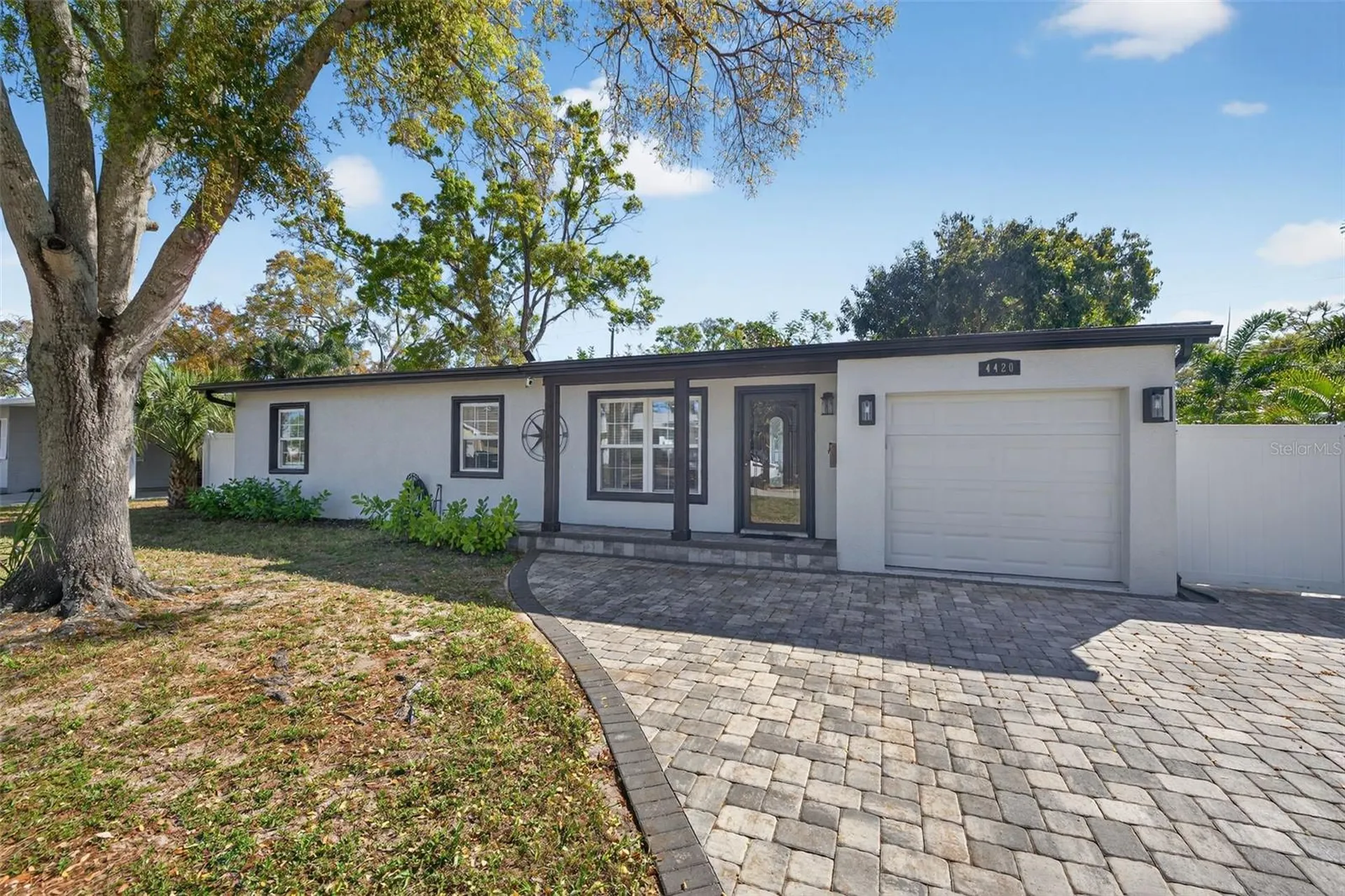4420 Pompano Drive SE St Petersburg FL 33705