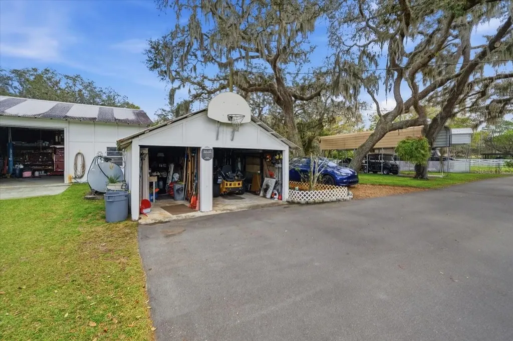 9449 Roberts Road Odessa FL 33556