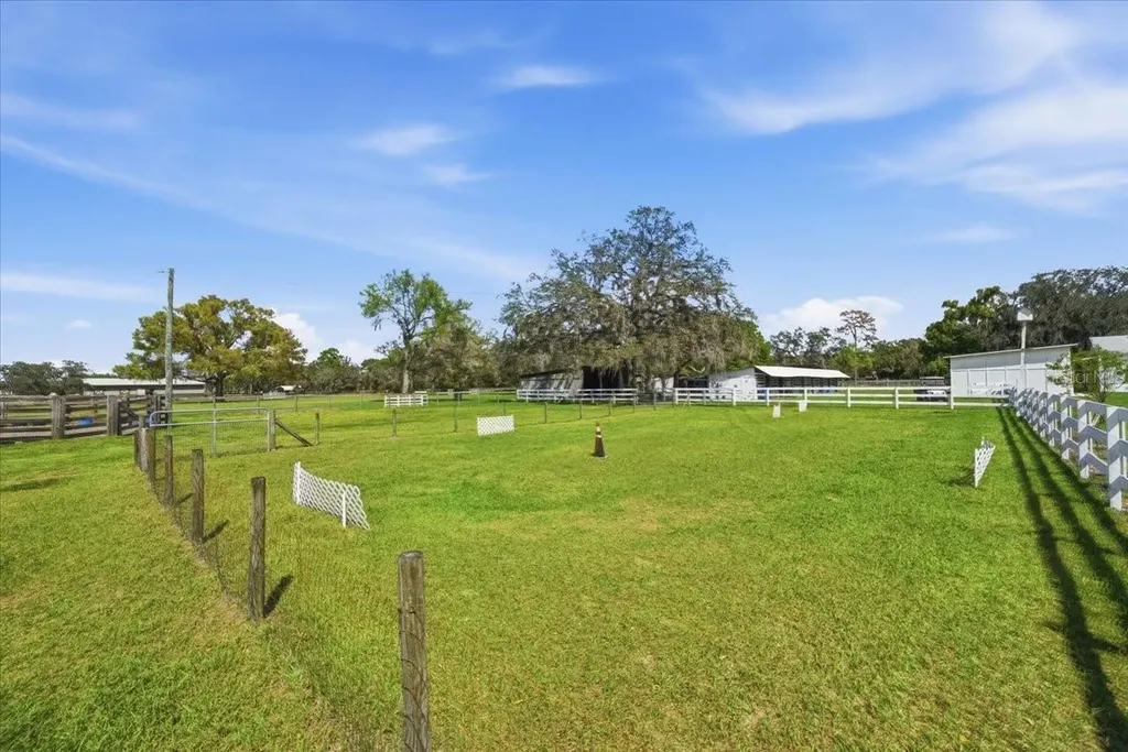 9449 Roberts Road Odessa FL 33556