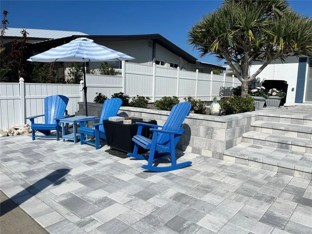 3704 100th Street W Bradenton FL 34210