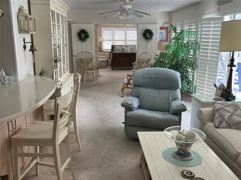 3704 100th Street W Bradenton FL 34210