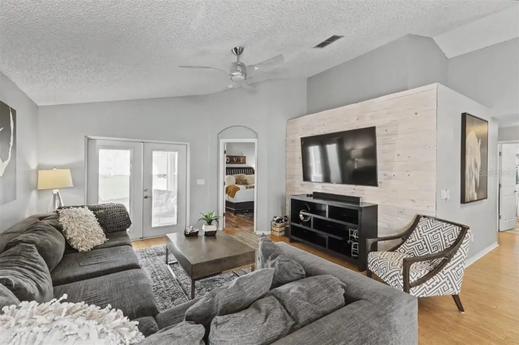 2070 Carpathian Drive Apopka FL 32712