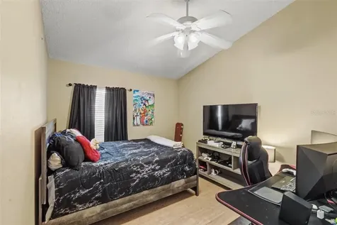 2070 Carpathian Drive Apopka FL 32712