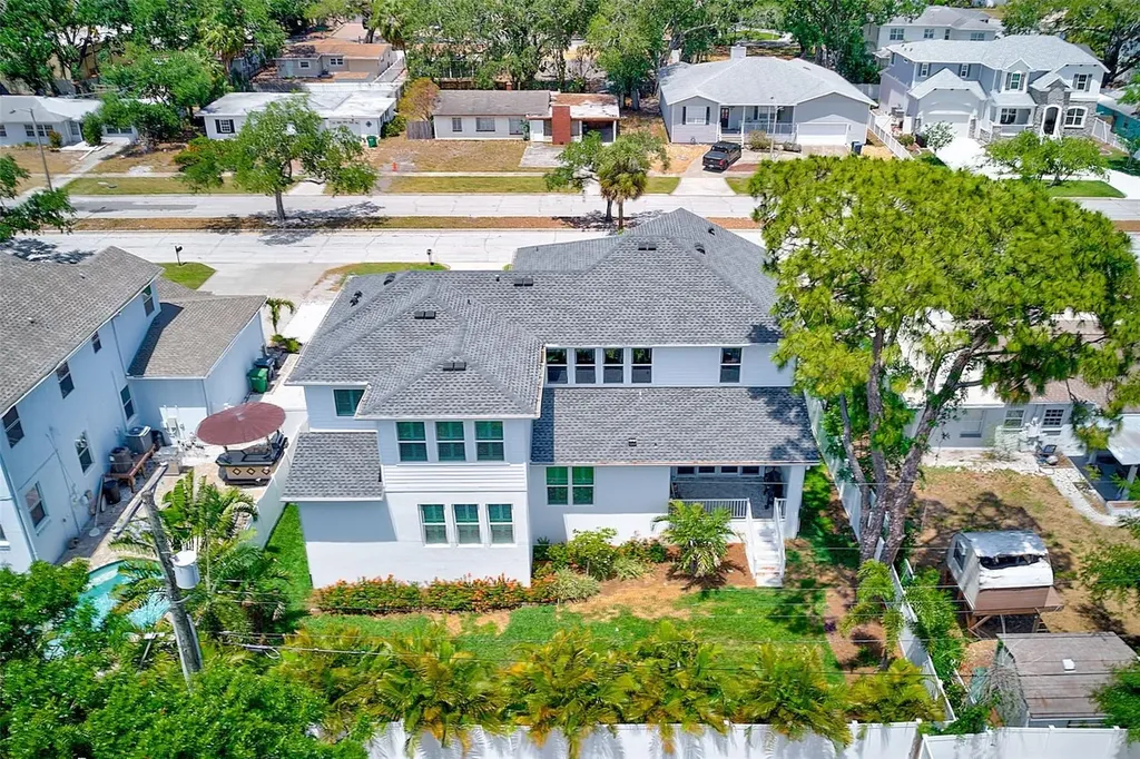 4710 W El Prado Boulevard Tampa FL 33629