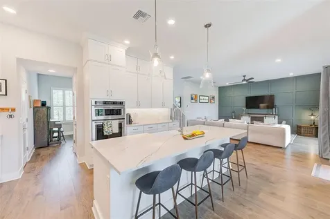 4710 W El Prado Boulevard Tampa FL 33629