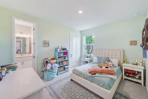 4710 W El Prado Boulevard Tampa FL 33629