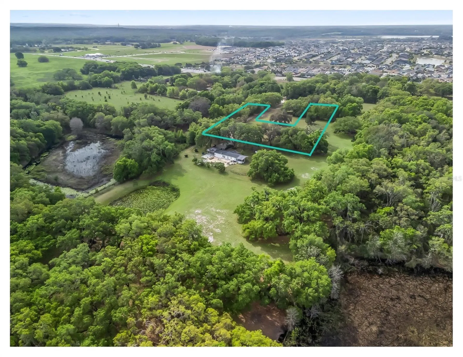 747 County Road 466a Fruitland Park FL 34731