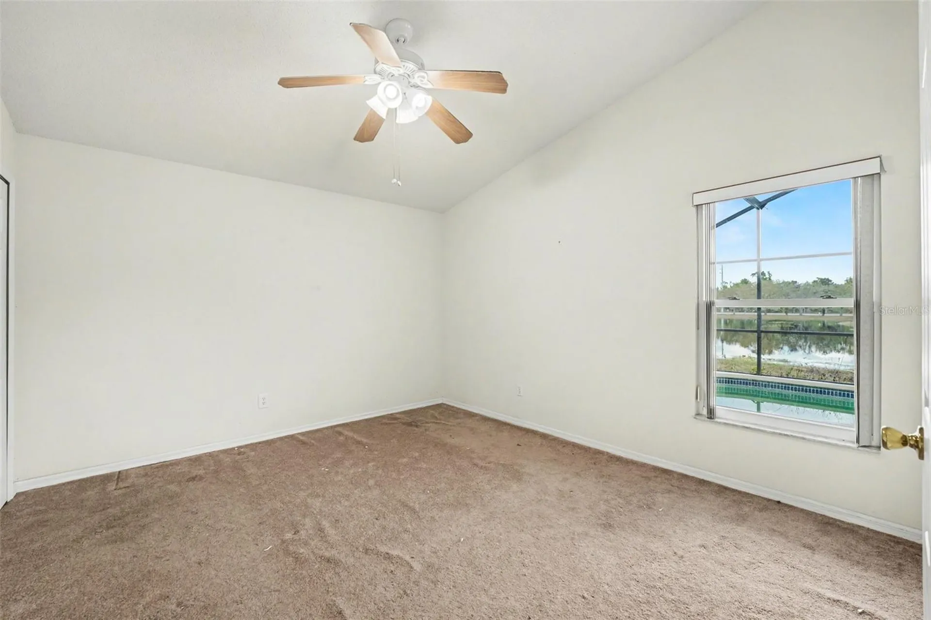 162 Canary Island Circle Davenport FL 33837