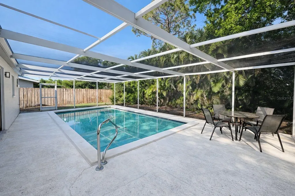 3975 Porpoise Drive SE St Petersburg FL 33705