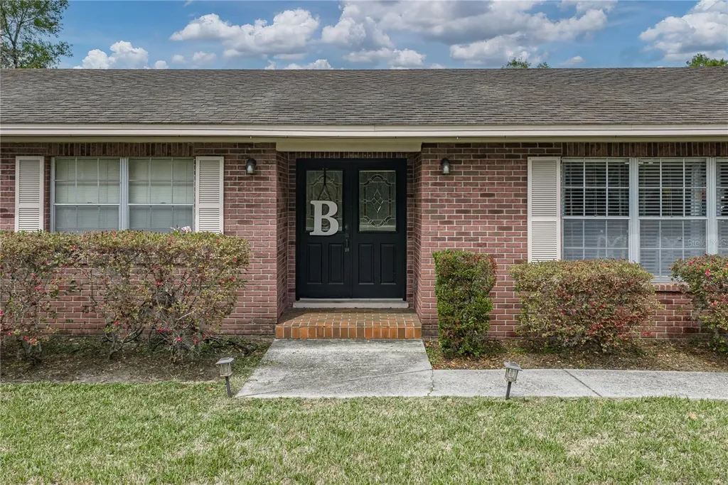 609 W Pipkin Road Lakeland FL 33813