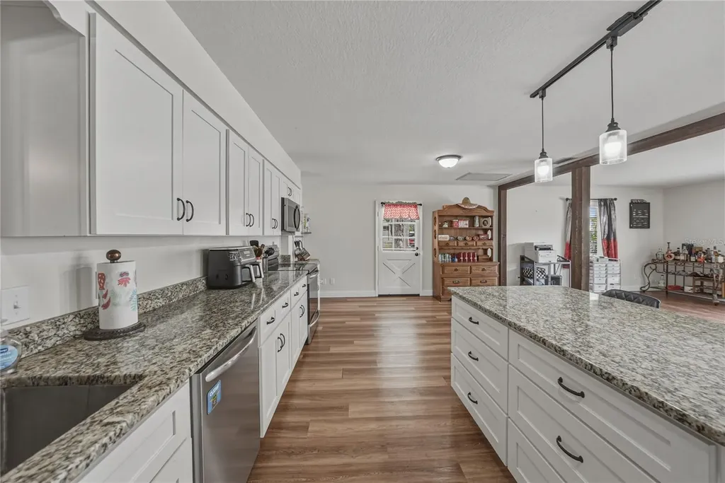 609 W Pipkin Road Lakeland FL 33813