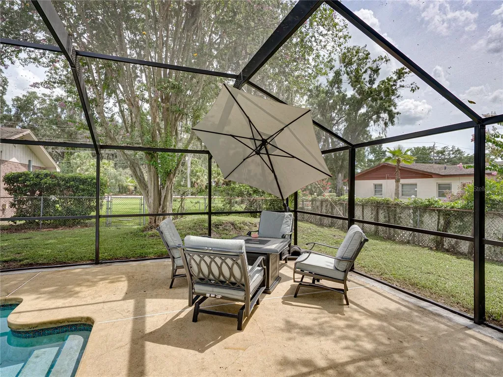 609 W Pipkin Road Lakeland FL 33813
