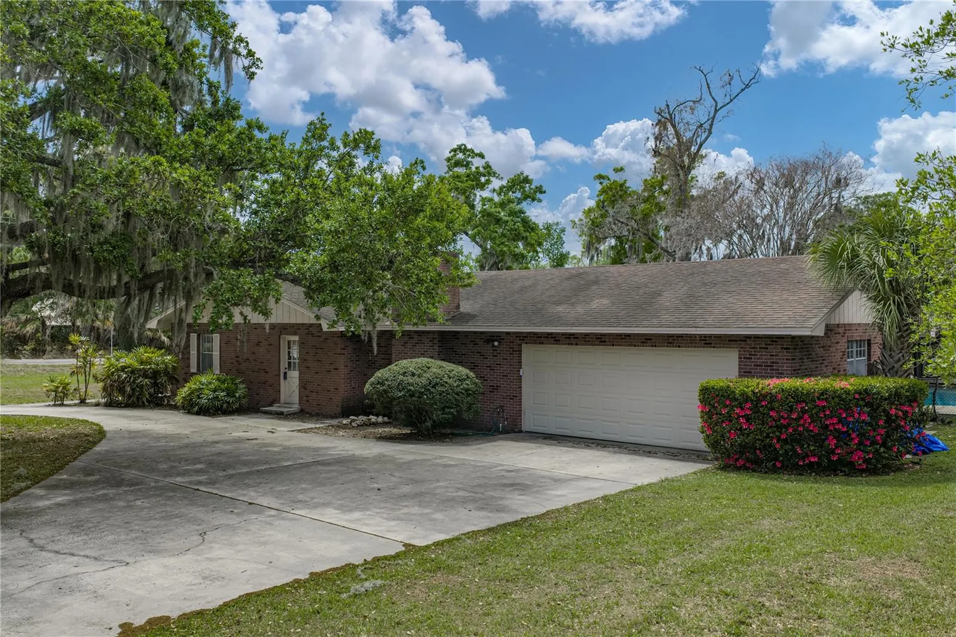 609 W Pipkin Road Lakeland FL 33813