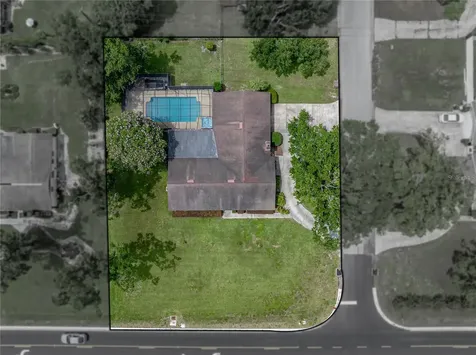 609 W Pipkin Road Lakeland FL 33813