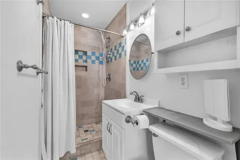 1001 Hallwood Loop Brandon FL 33511