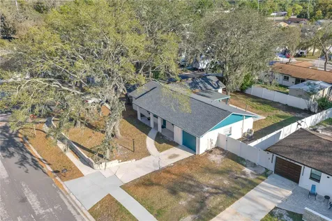 1001 Hallwood Loop Brandon FL 33511