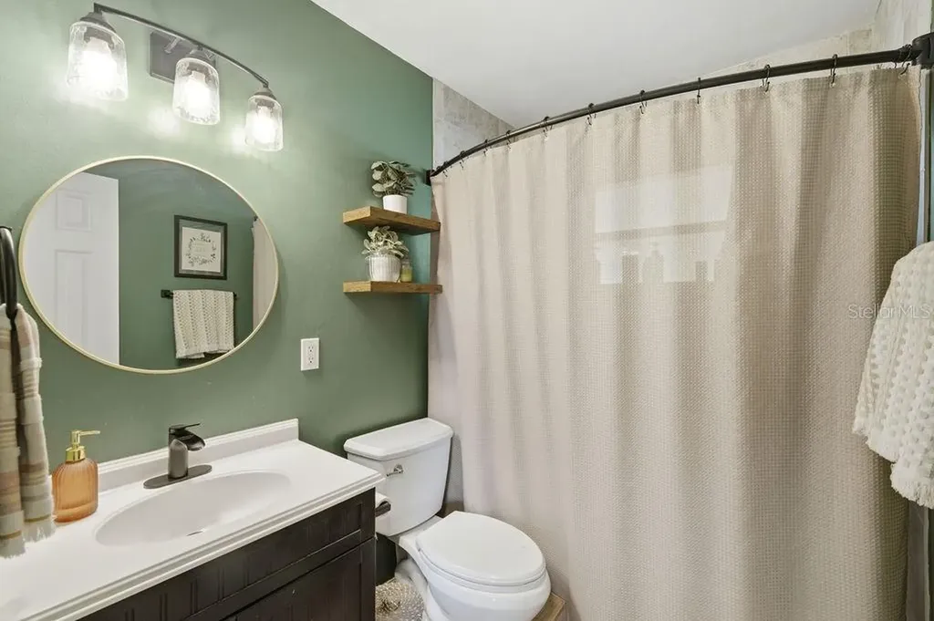 8520 109th Way Seminole FL 33772