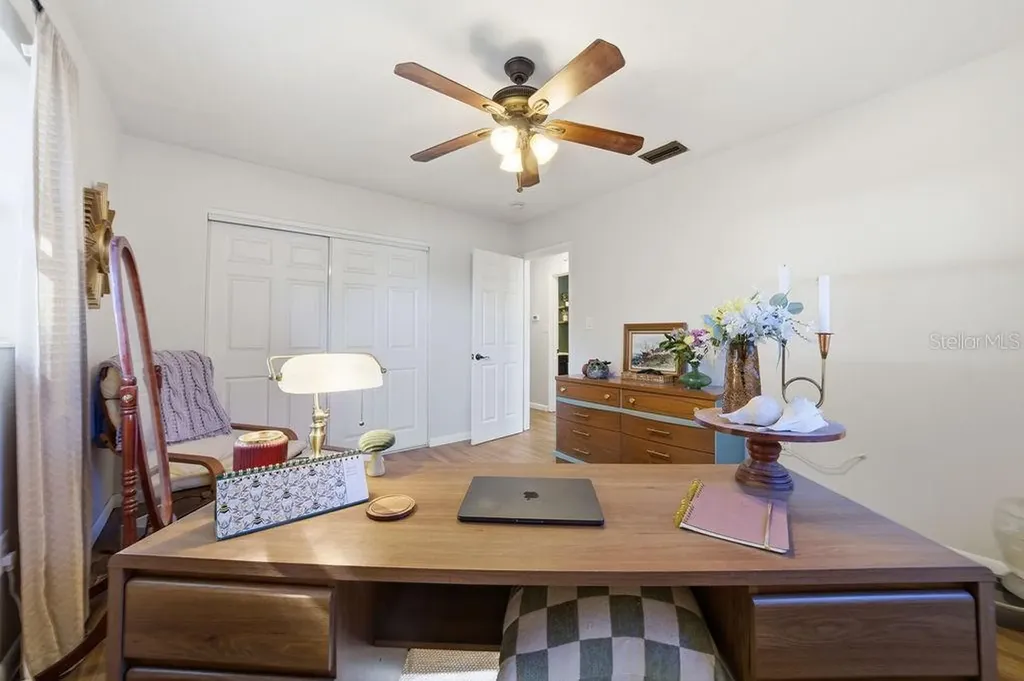 8520 109th Way Seminole FL 33772