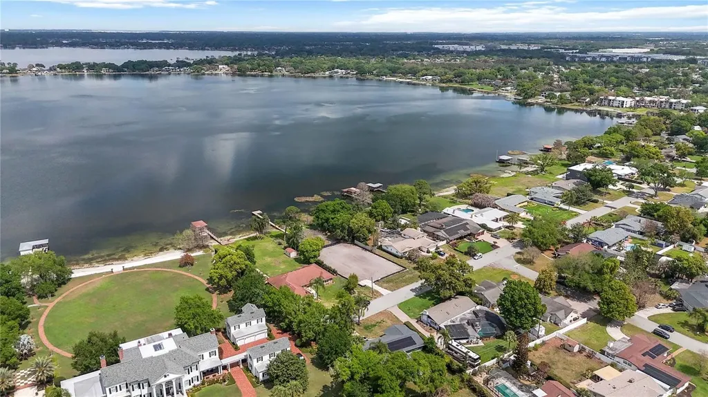 2815 Trentwood Boulevard Belle Isle FL 32812