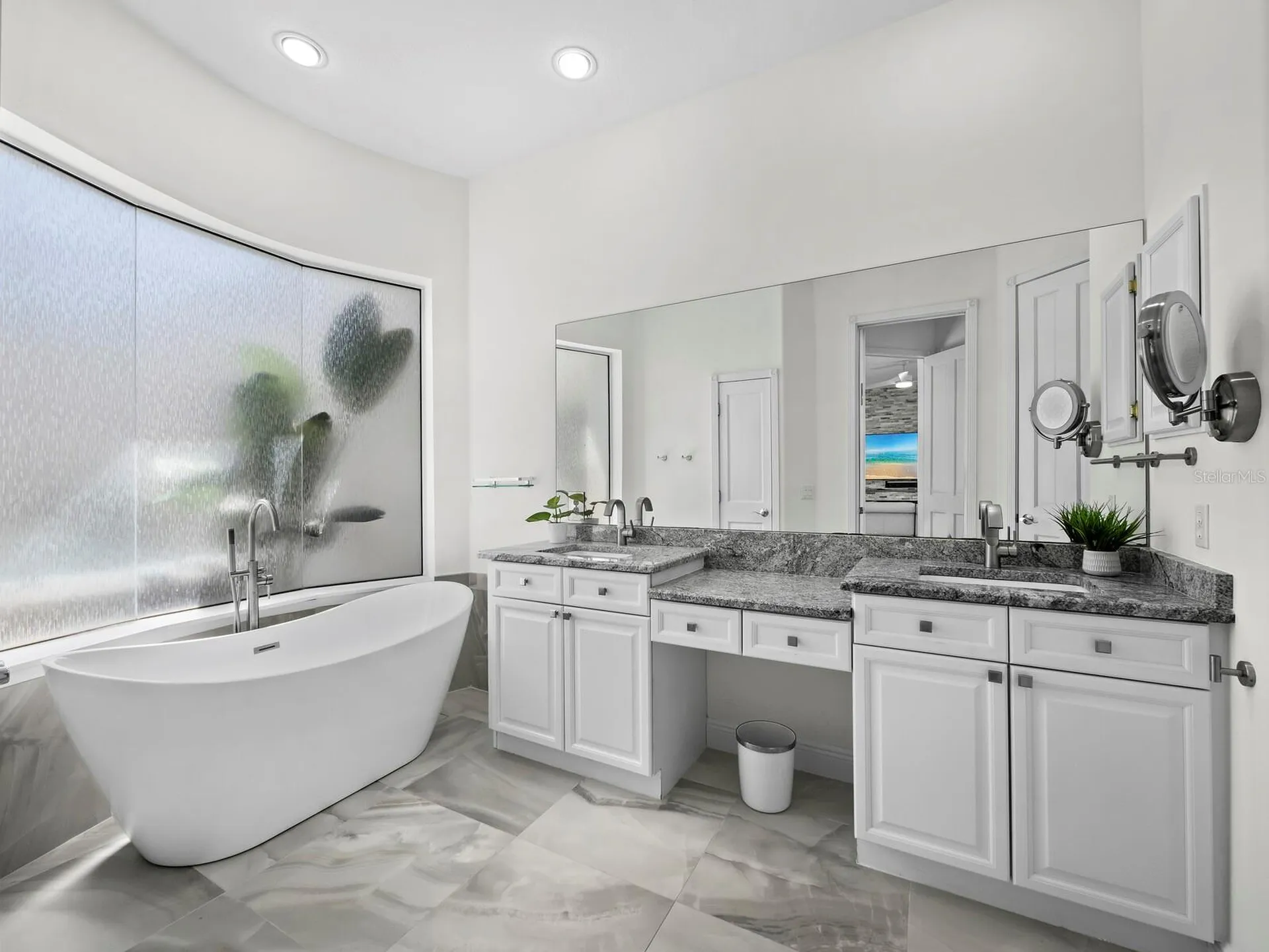 1914 Harbour Links Circle Longboat Key FL 34228
