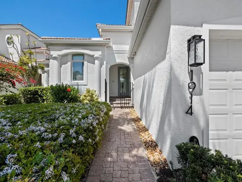 1914 Harbour Links Circle Longboat Key FL 34228