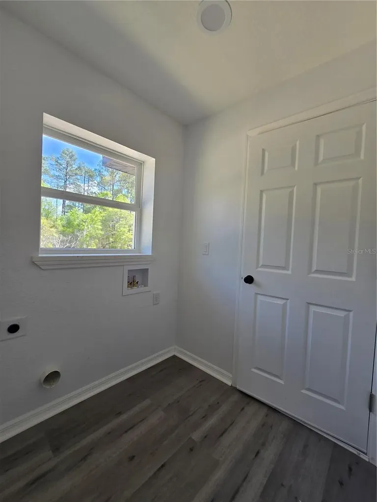 76 Locust Loop Ocala FL 34472