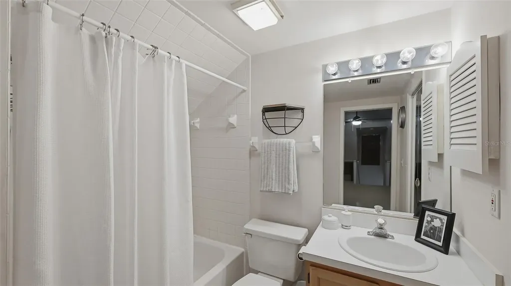 4504 Citation Lane Sarasota FL 34233