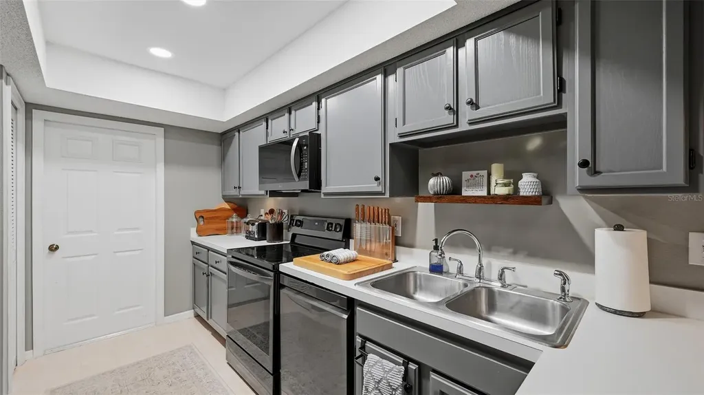 4504 Citation Lane Sarasota FL 34233