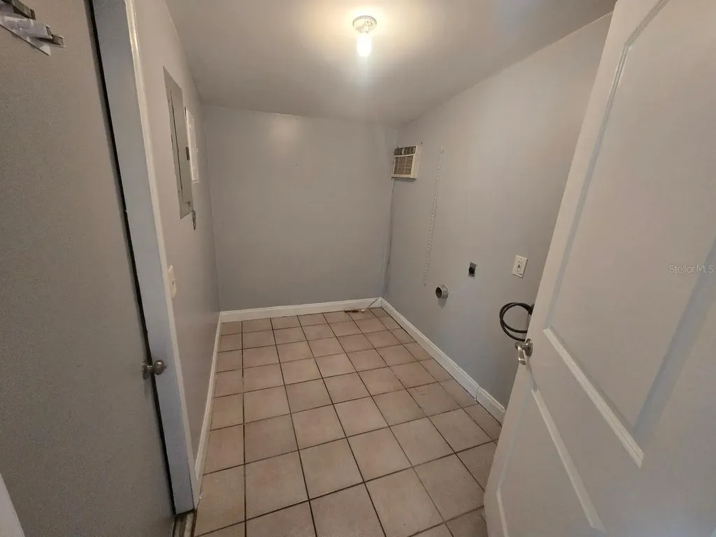 6804 S Wall Street Tampa FL 33616