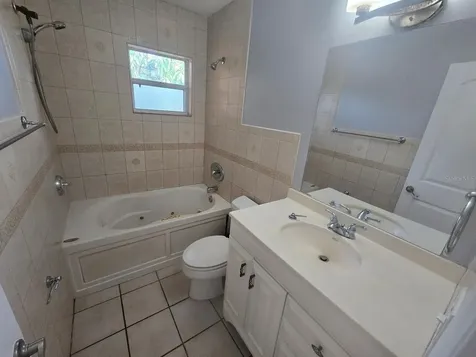 6804 S Wall Street Tampa FL 33616