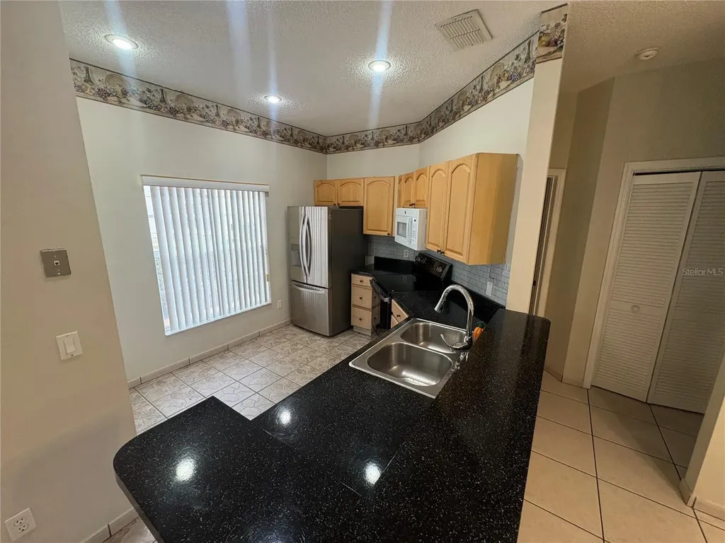 14556 Laguna Beach Circle Orlando FL 32824