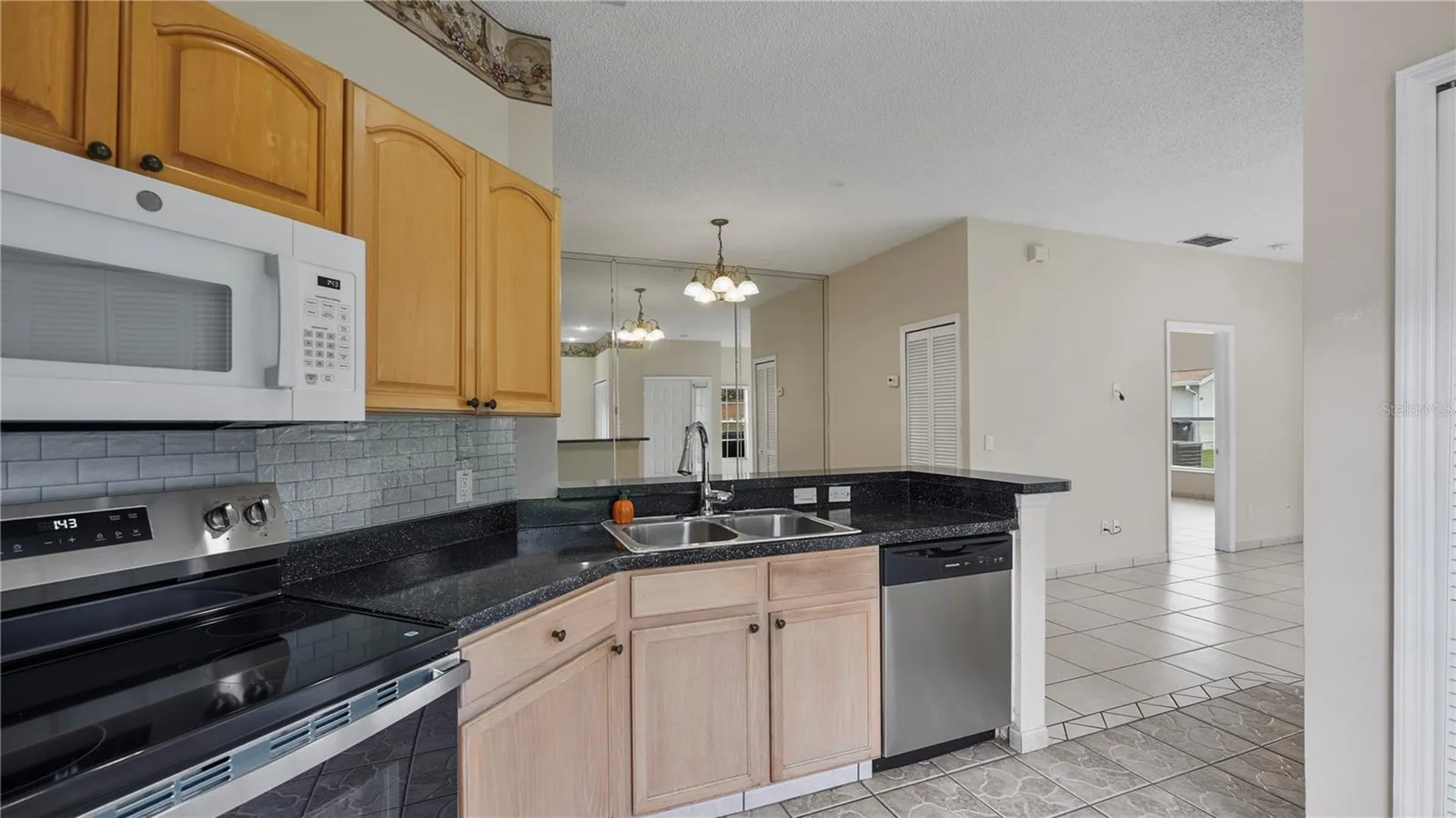 14556 Laguna Beach Circle Orlando FL 32824