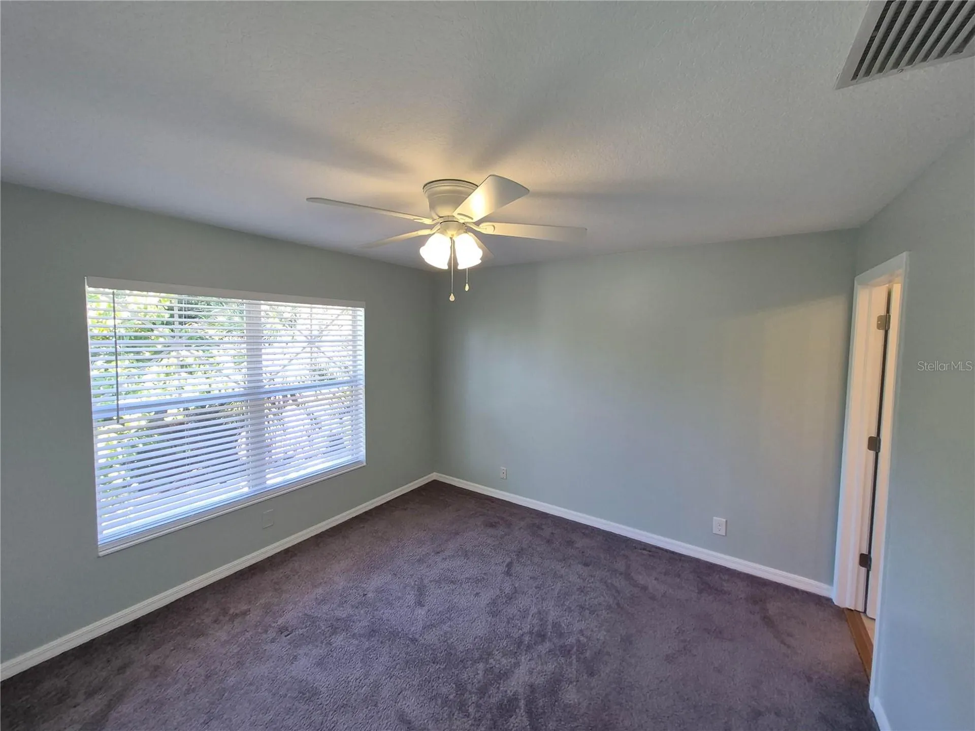 3845 Island Way St Petersburg FL 33705