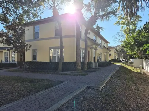 3845 Island Way St Petersburg FL 33705