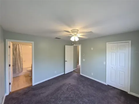 3845 Island Way St Petersburg FL 33705