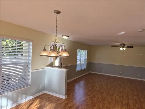 3845 Island Way St Petersburg FL 33705