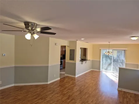 3845 Island Way St Petersburg FL 33705