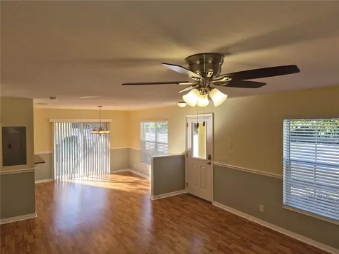 3845 Island Way St Petersburg FL 33705