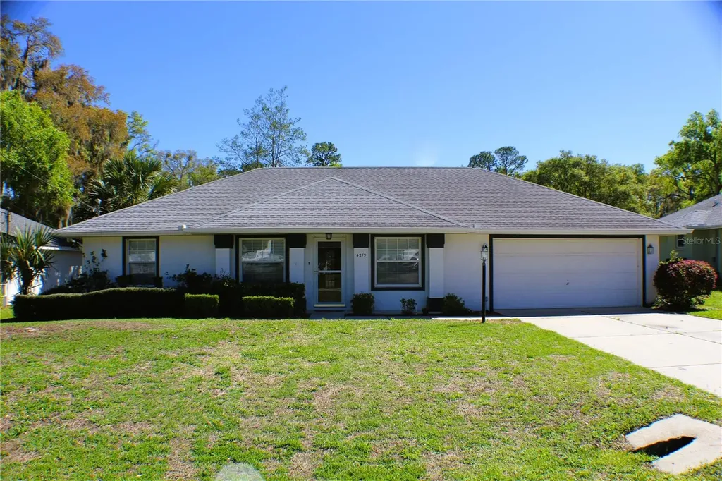 4279 NE 32nd Circle Ocala FL 34479