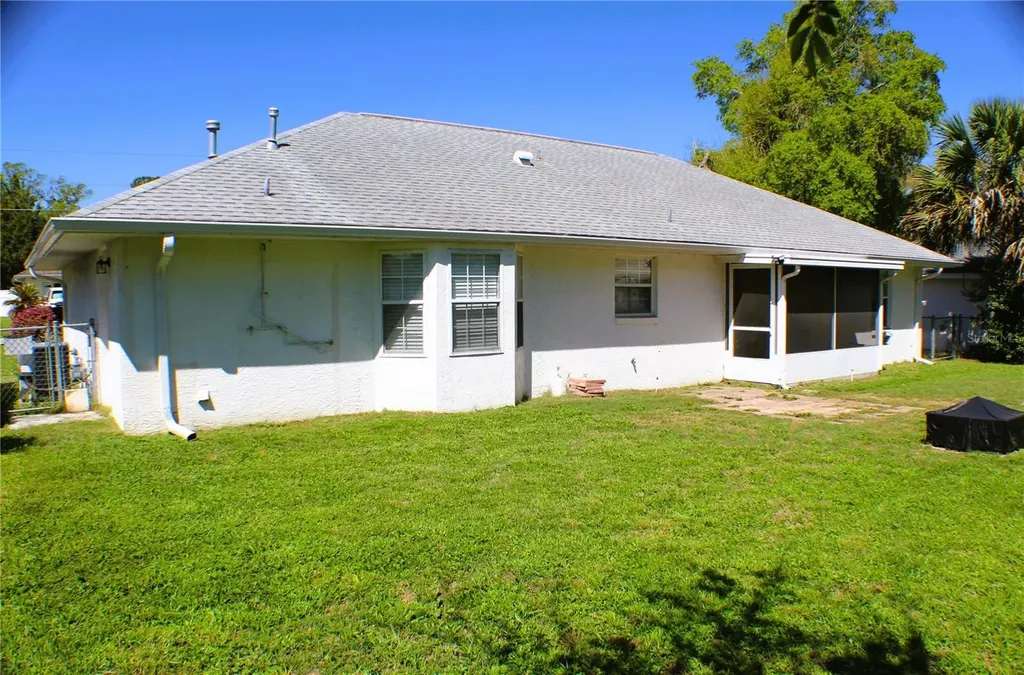 4279 NE 32nd Circle Ocala FL 34479