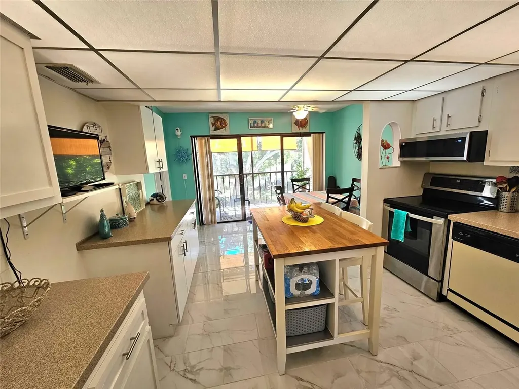 315 30th Avenue W Bradenton FL 34205